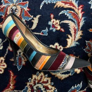 Multicolorored Pumps